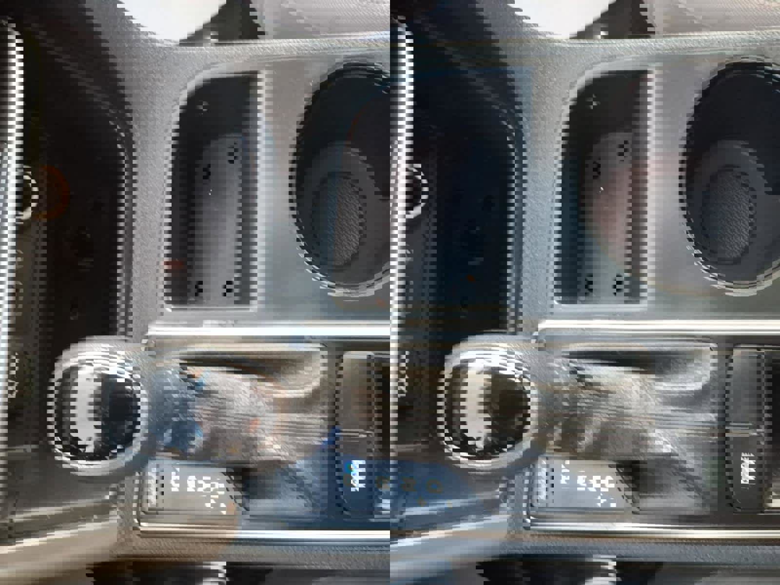 Used 2015 Hyundai Sonata SE image 24