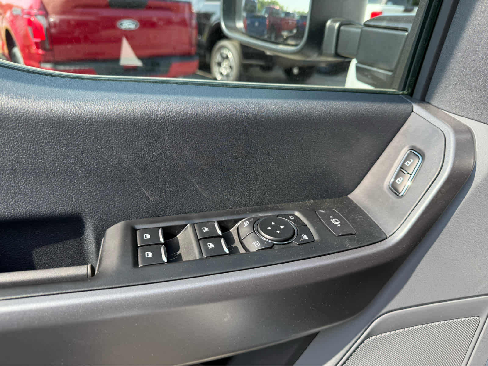 New 2025 Ford F350 XLT w/ Tremor Off-Road Package image 11