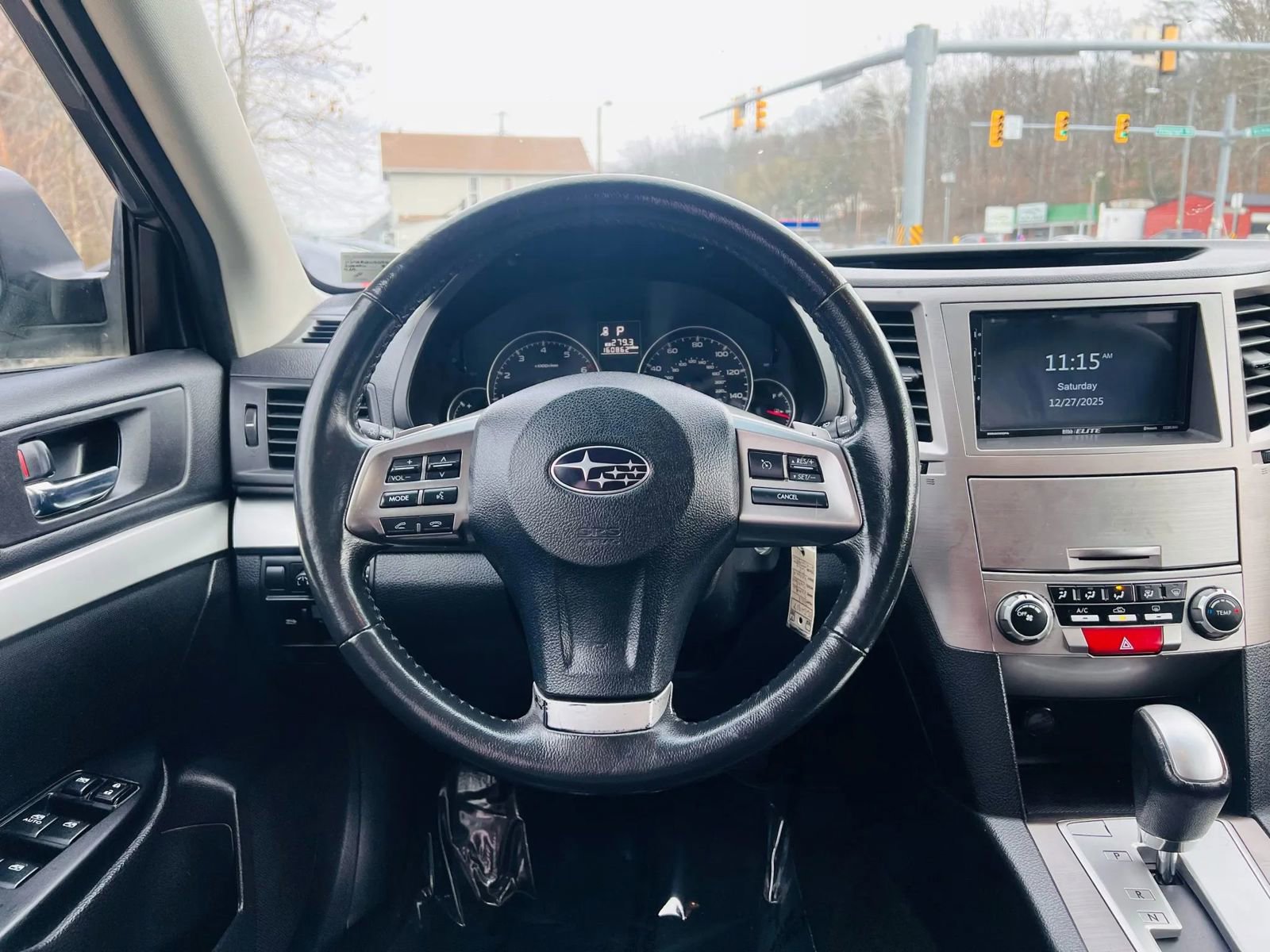 Used 2013 Subaru Outback 2.5i Premium w/ All-Weather Pkg image 28