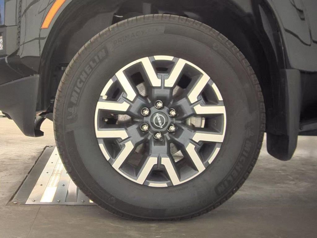 Certified 2025 Nissan Frontier SL AWD/4WD image 5