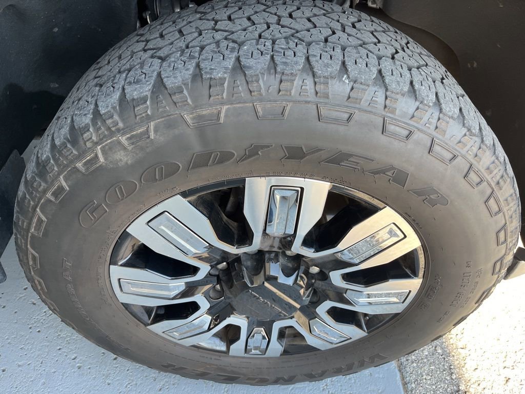 Used 2024 GMC Sierra 2500 Denali w/ Denali Reserve Package image 12