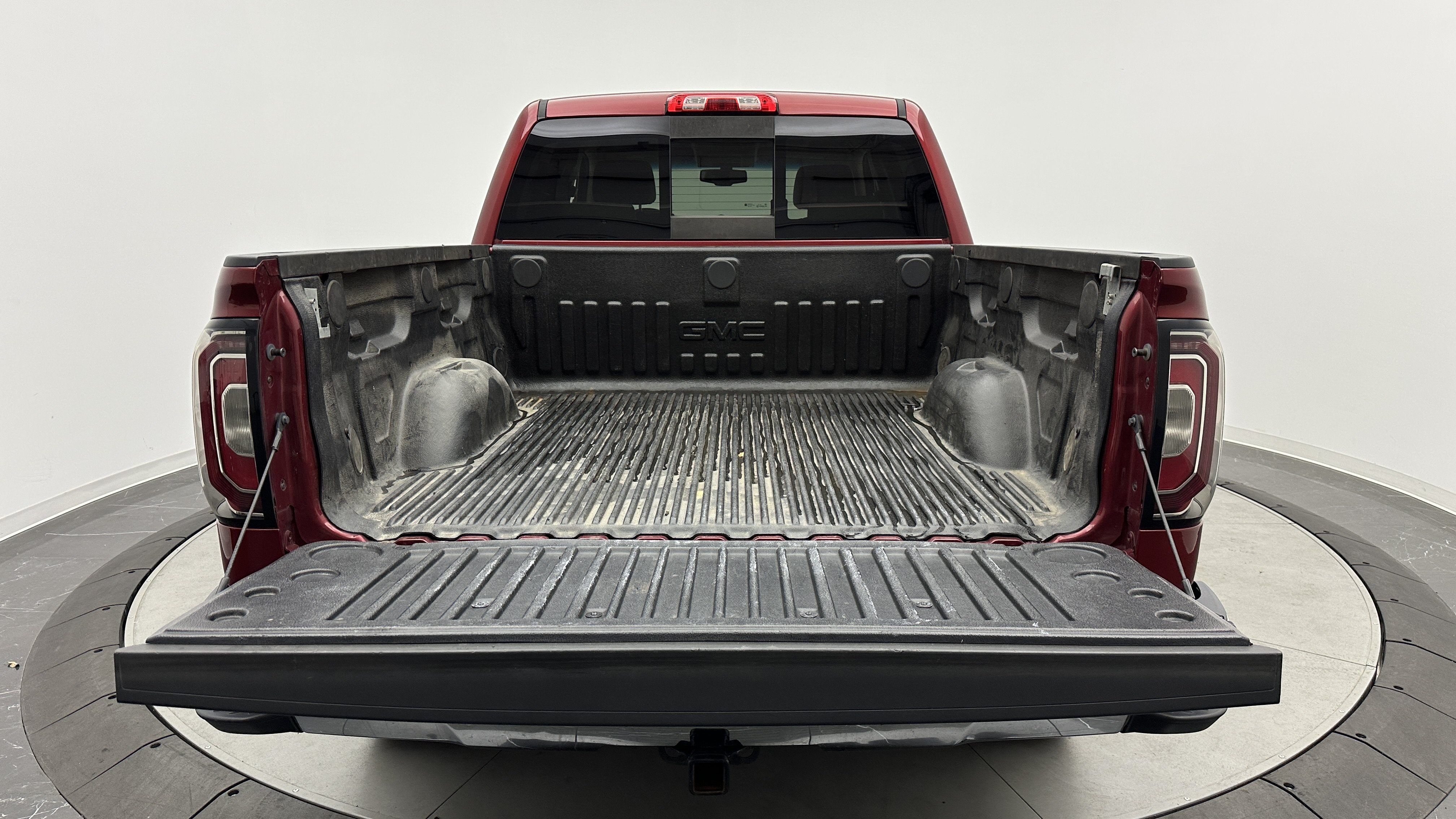 Used 2018 GMC Sierra 1500 SLT w/ SLT Premium Package RWD image 23
