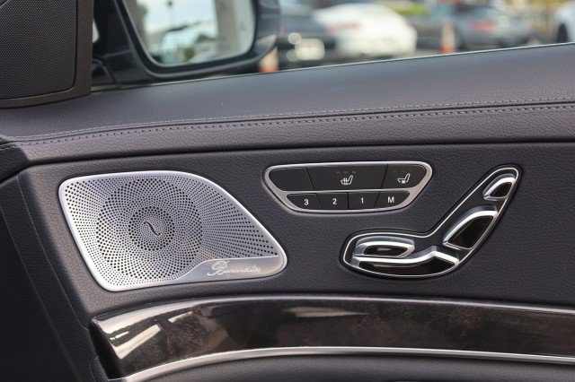 Used 2020 Mercedes-Benz S 450 Sedan image 44