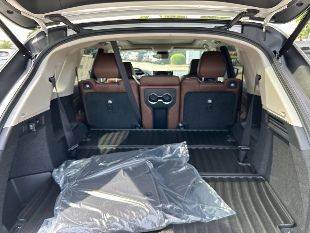 New 2026 Acura MDX w/ Advance Package AWD/4WD image 18