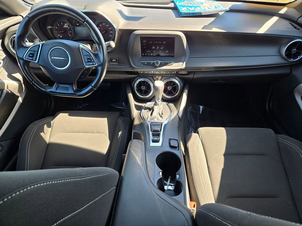 Used 2023 Chevrolet Camaro LT image 9