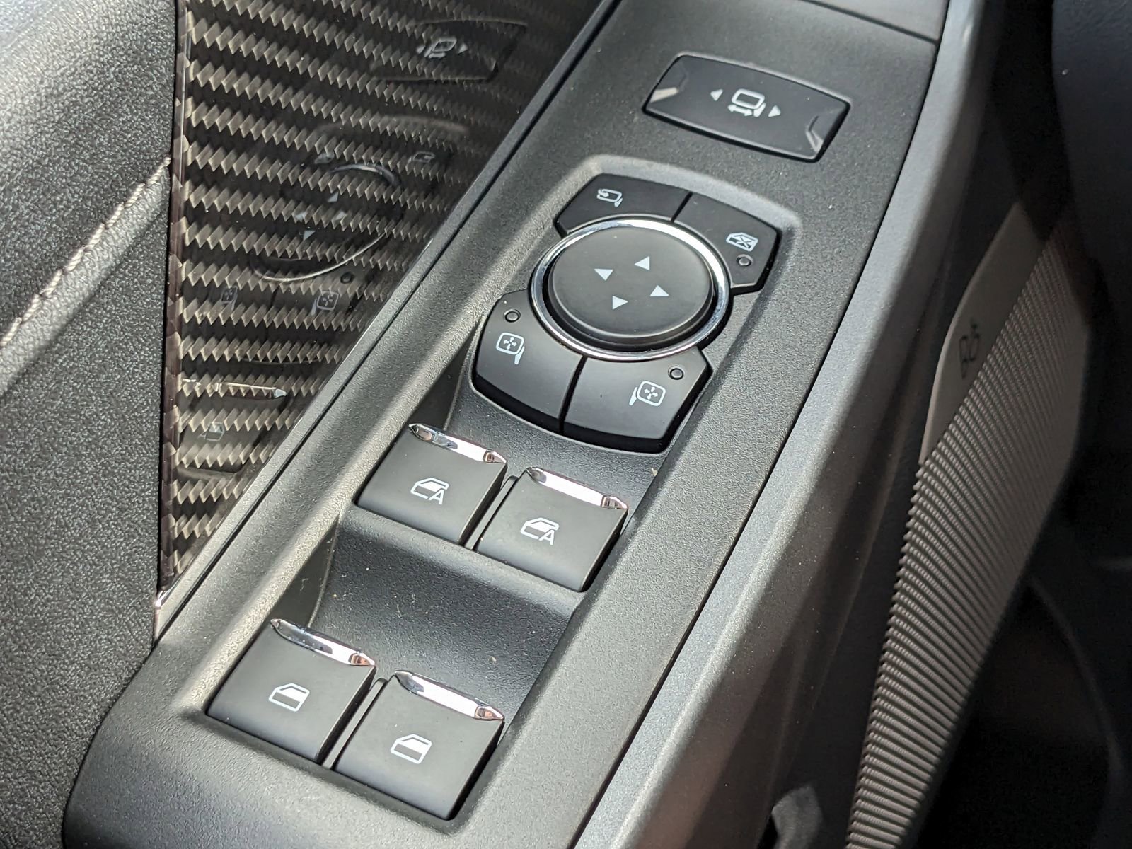 New 2024 Ford F250 Lariat w/ Lariat Ultimate Package image 26