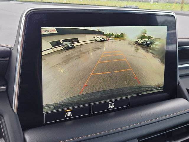 Used 2021 GMC Yukon XL AT4 w/ Rear Media and Nav Package AWD/4WD image 19