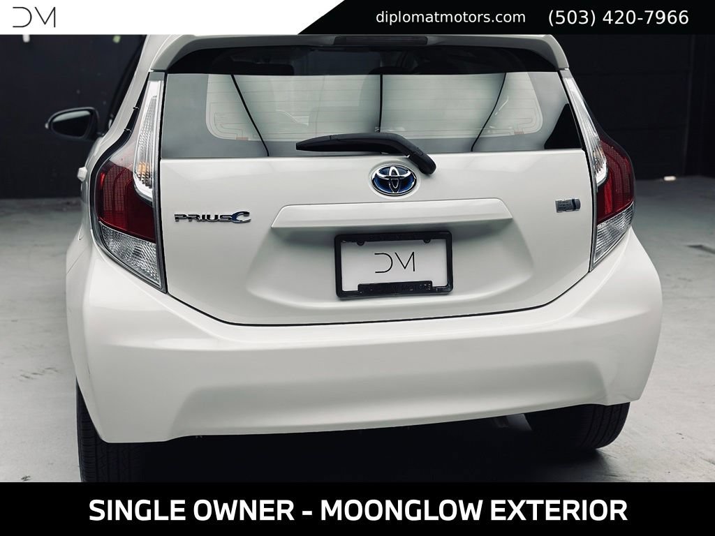 Used 2015 Toyota Prius C Two FWD image 15