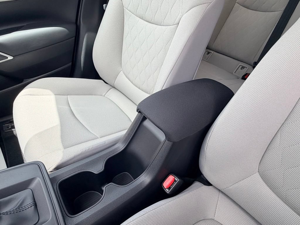 New 2026 Toyota Corolla Cross LE FWD image 21
