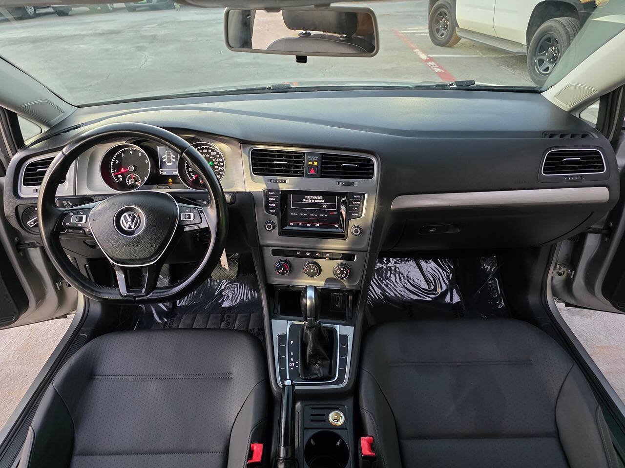 Used 2015 Volkswagen Golf S FWD image 33