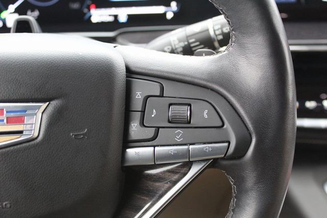 Used 2022 Cadillac Escalade Premium Luxury image 15