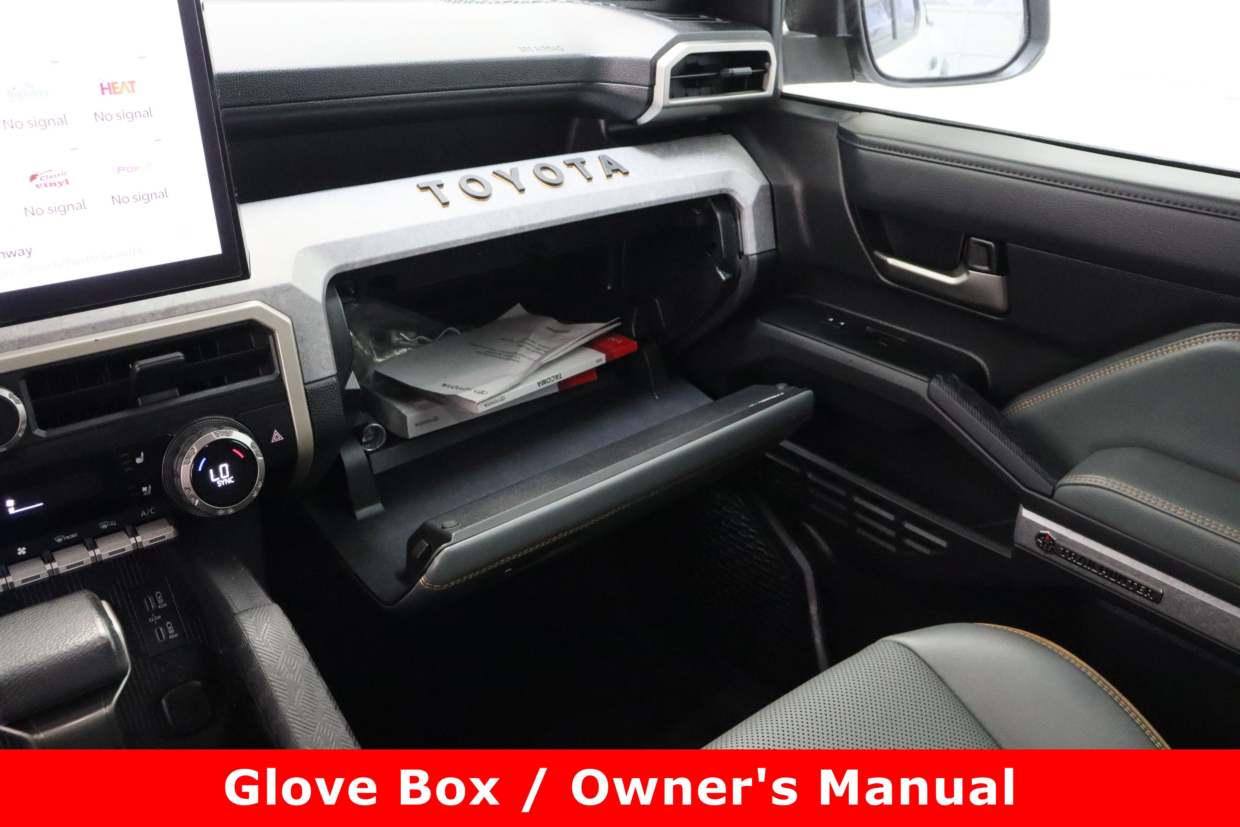 Used 2025 Toyota Tacoma 4x4 Double Cab Hybrid image 26