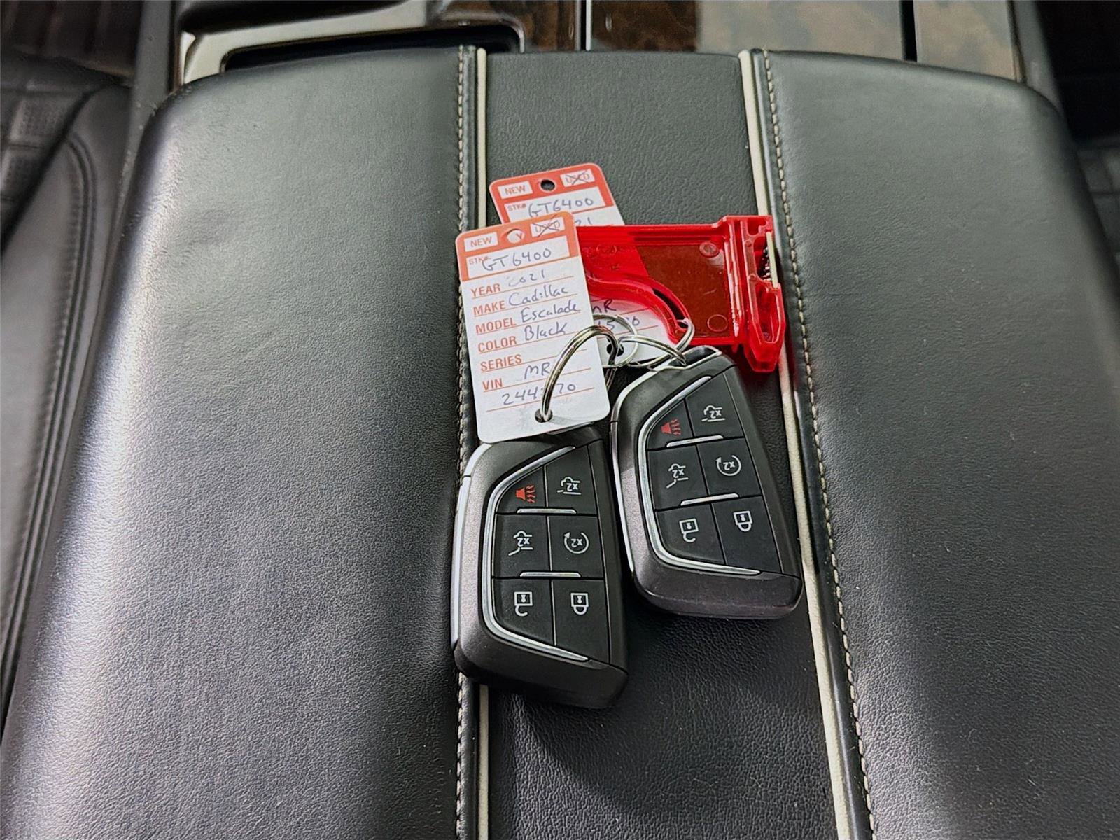 Used 2021 Cadillac Escalade Sport Platinum image 34