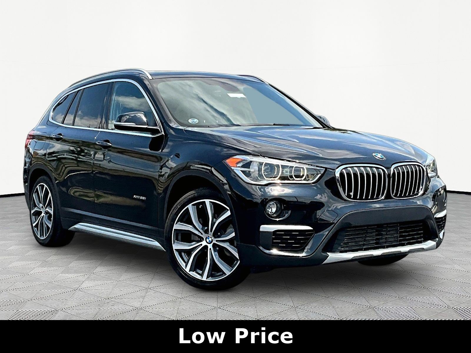 Used 2016 BMW X1 xDrive28i AWD/4WD image 3