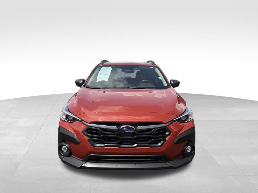 Used 2025 Subaru Crosstrek 2.5i Premium AWD/4WD image 2