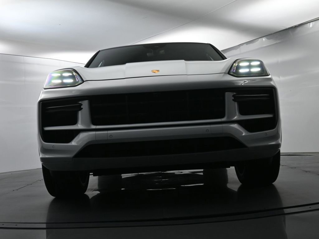 Certified 2024 Porsche Cayenne Turbo image 57