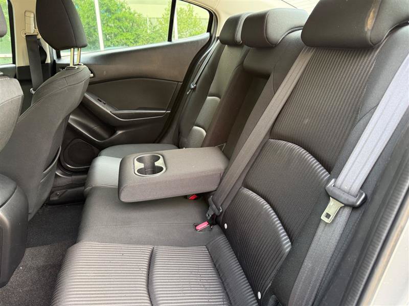 Used 2014 MAZDA MAZDA3 i Touring w/ Technology Package FWD image 27