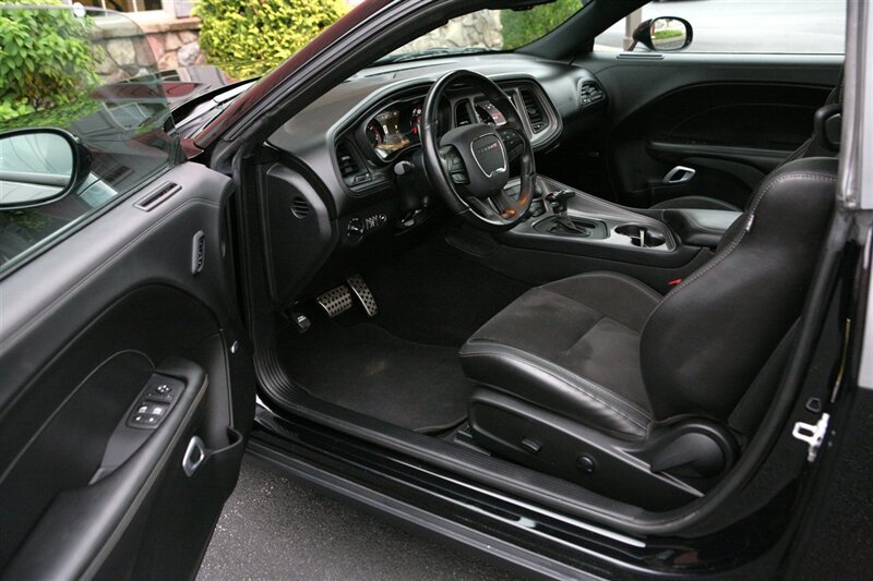 Used 2023 Dodge Challenger GT w/ Plus Package RWD image 8