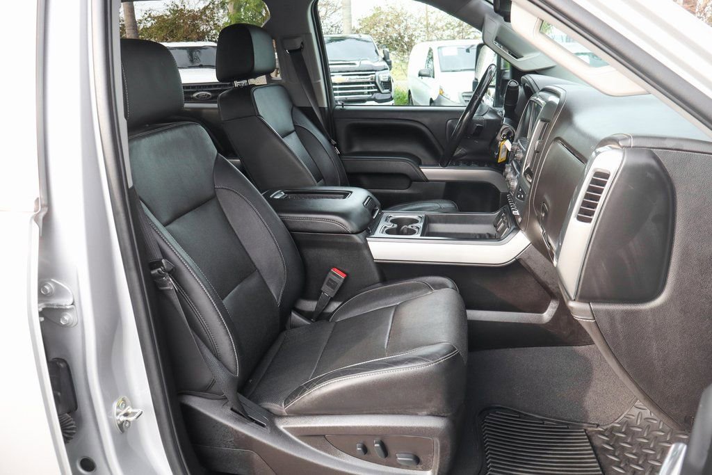 Used 2019 Chevrolet Silverado 2500 LTZ w/ Duramax Plus Package image 42