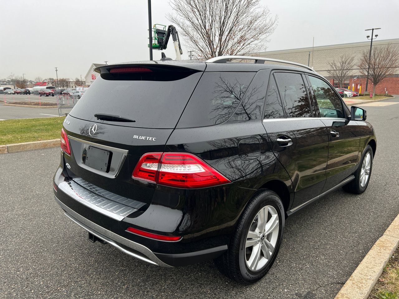 Used 2013 Mercedes-Benz ML 350 BlueTEC 4MATIC image 7