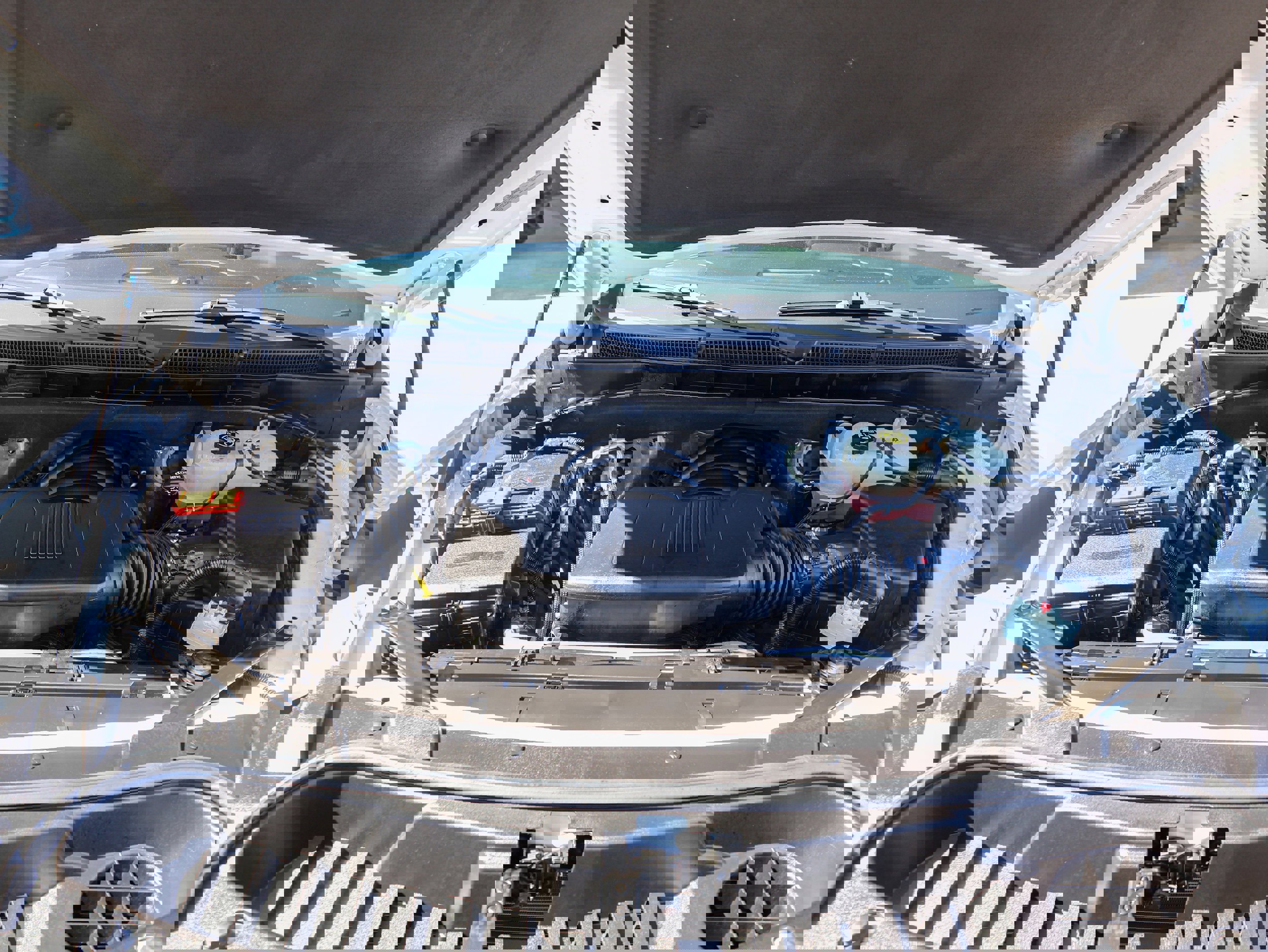 Used 2022 GMC Yukon XL SLT w/ SLT Premium Package image 47