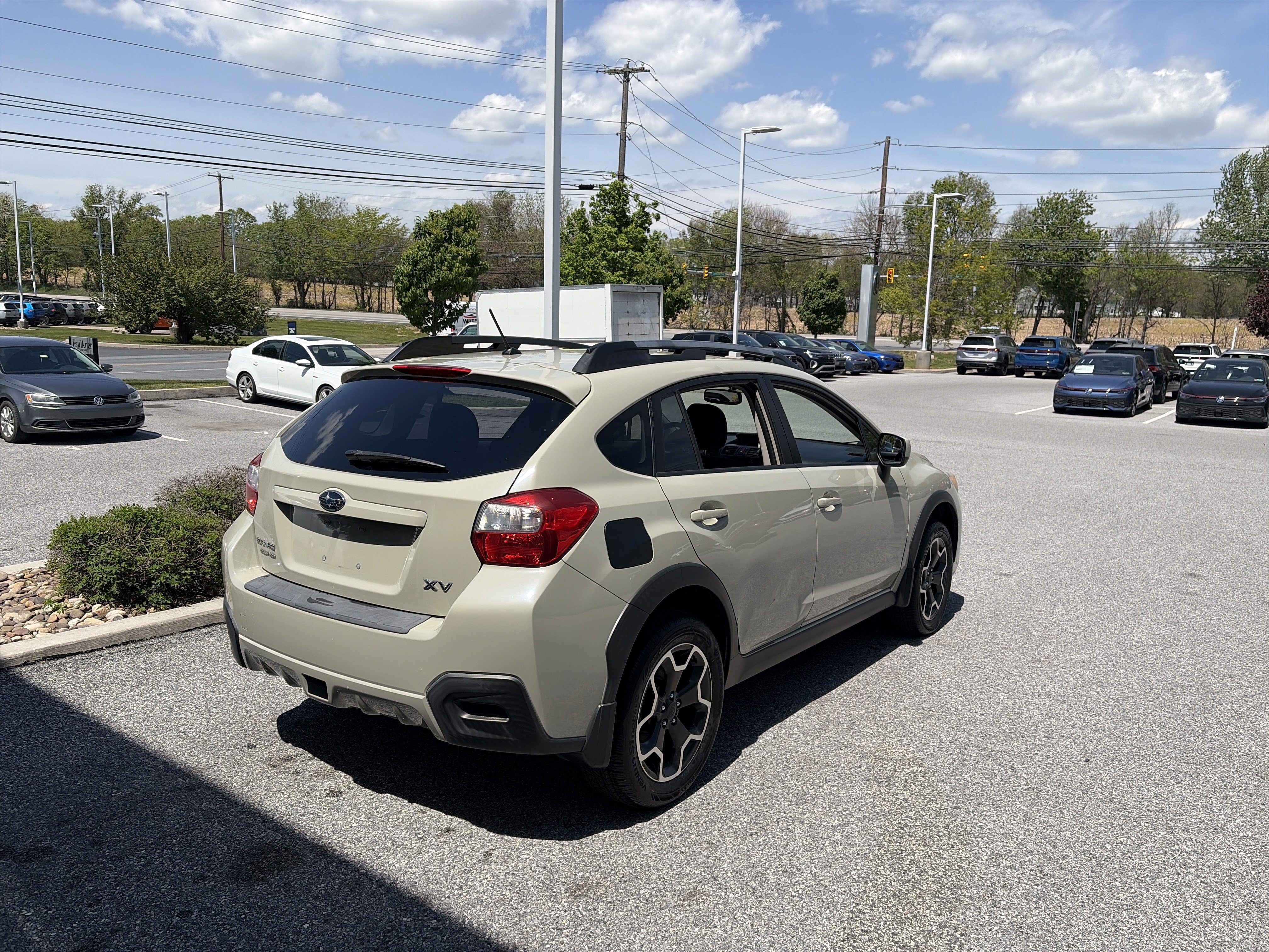 Used 2014 Subaru Crosstrek 2.0i Premium w/ Popular Package #2 AWD/4WD image 3