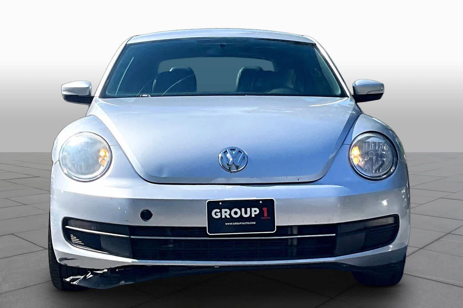 Used 2012 Volkswagen Beetle 2.5 FWD image 3