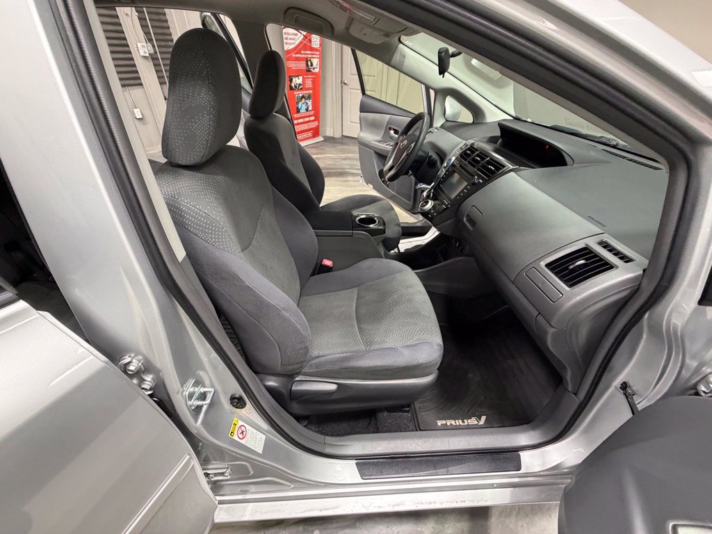 Used 2012 Toyota Prius V Three FWD image 40