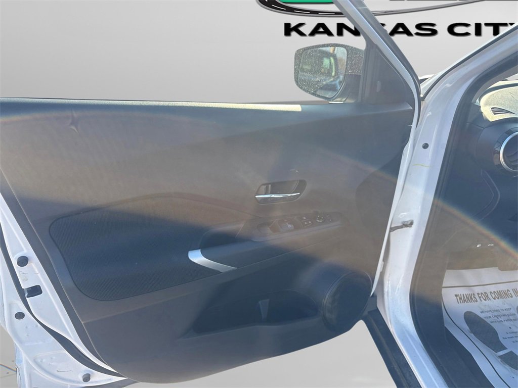 Used 2023 Nissan Kicks SV image 17