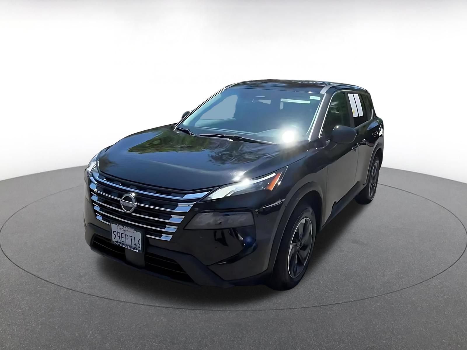 Used 2025 Nissan Rogue SV FWD image 7