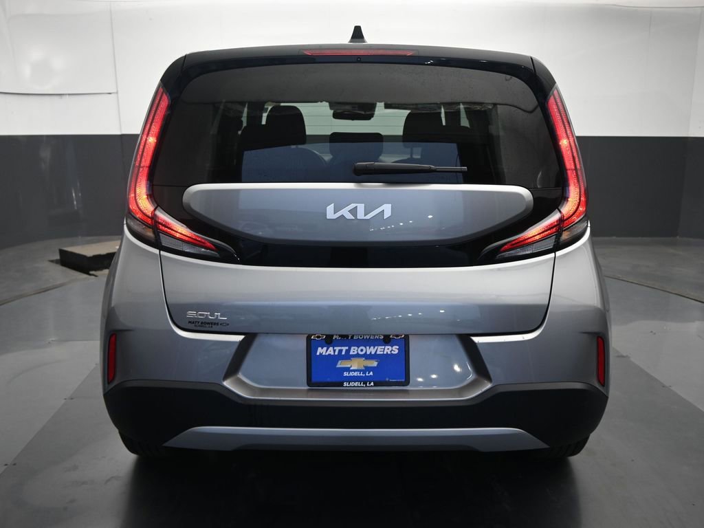 Used 2025 Kia Soul LX w/ LX Technology Package image 10