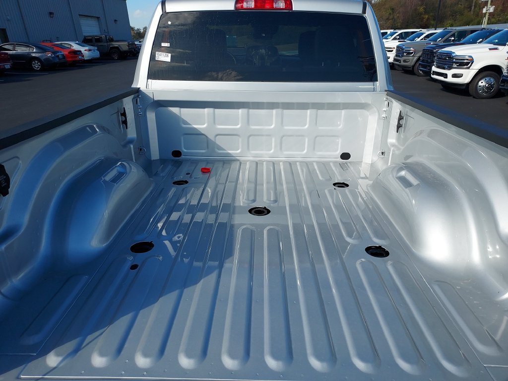 New 2027 RAM 3500 Tradesman AWD/4WD image 9