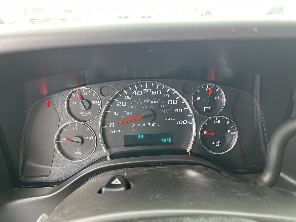 New 2026 Chevrolet Express 2500 Extended w/ Driver Convenience Package RWD image 9
