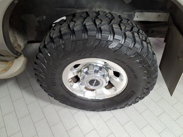 Used 2005 Ford Excursion Limited AWD/4WD image 8