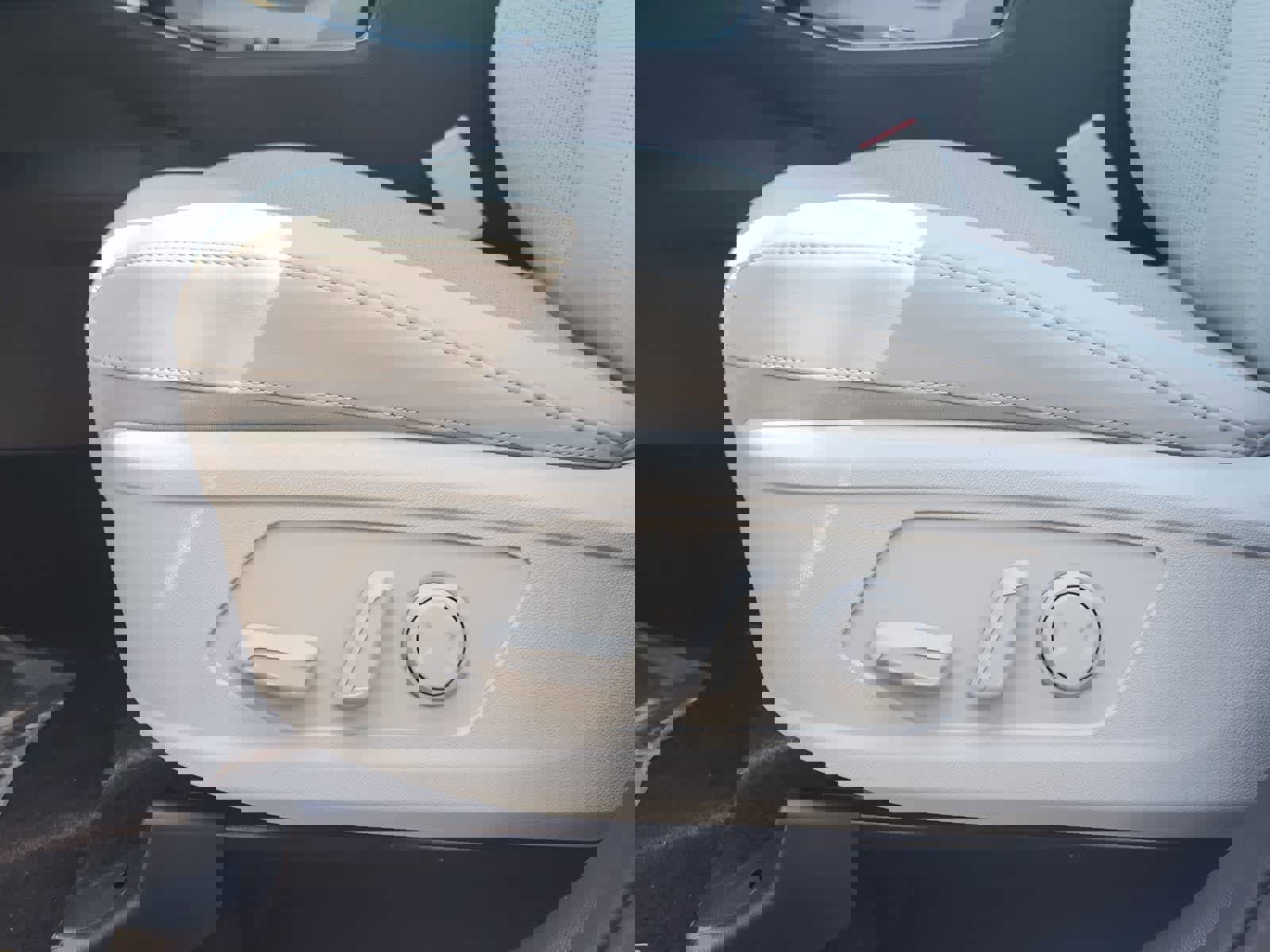 New 2026 Kia Sorento S FWD image 19