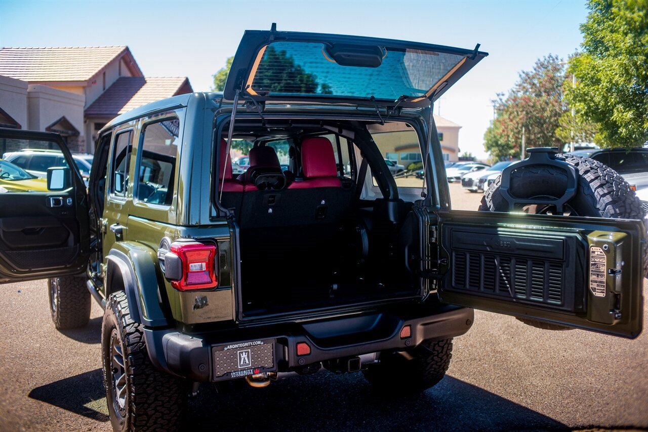 Used 2024 Jeep Wrangler Unlimited Rubicon 392 image 29