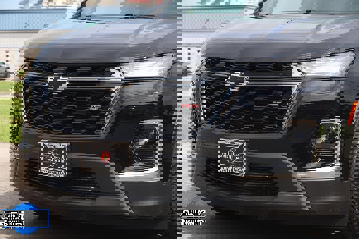 Used 2023 Chevrolet Traverse RS w/ LPO, Floor Liner Package image 72