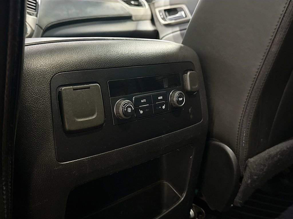 Used 2019 GMC Yukon XL Denali image 27