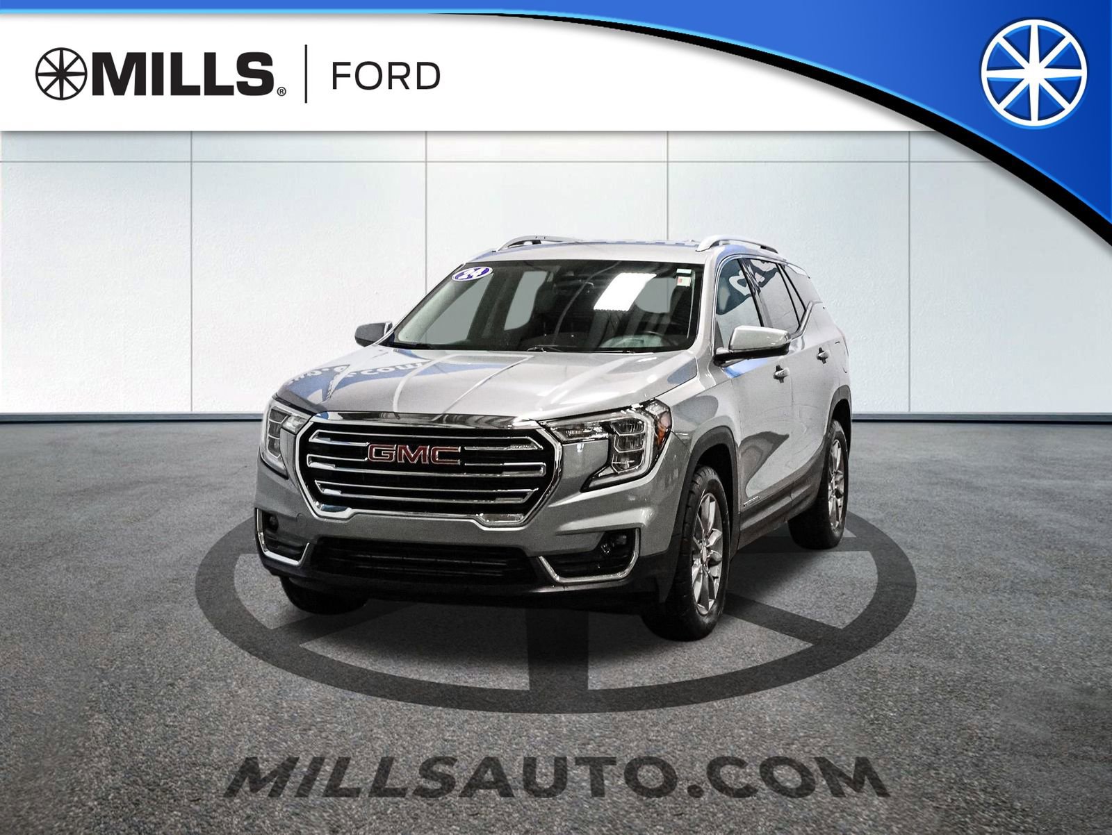 Used 2024 GMC Terrain SLT image 1