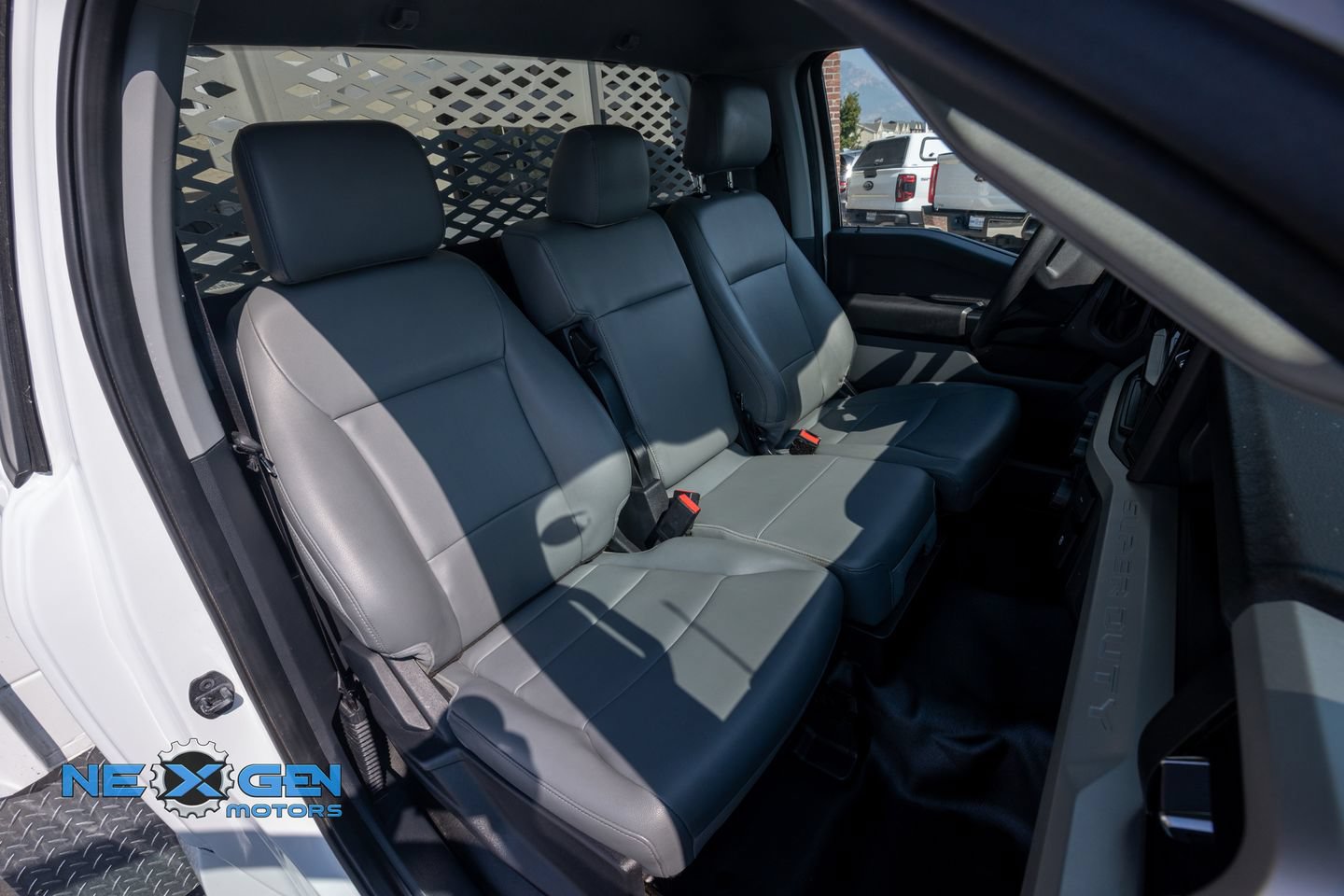 Used 2024 Ford F350 XL w/ XL Chrome Package RWD image 35
