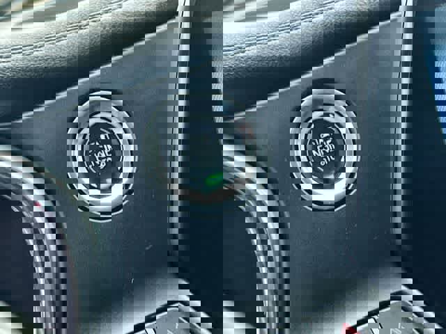 Used 2020 Chevrolet Blazer LT image 28