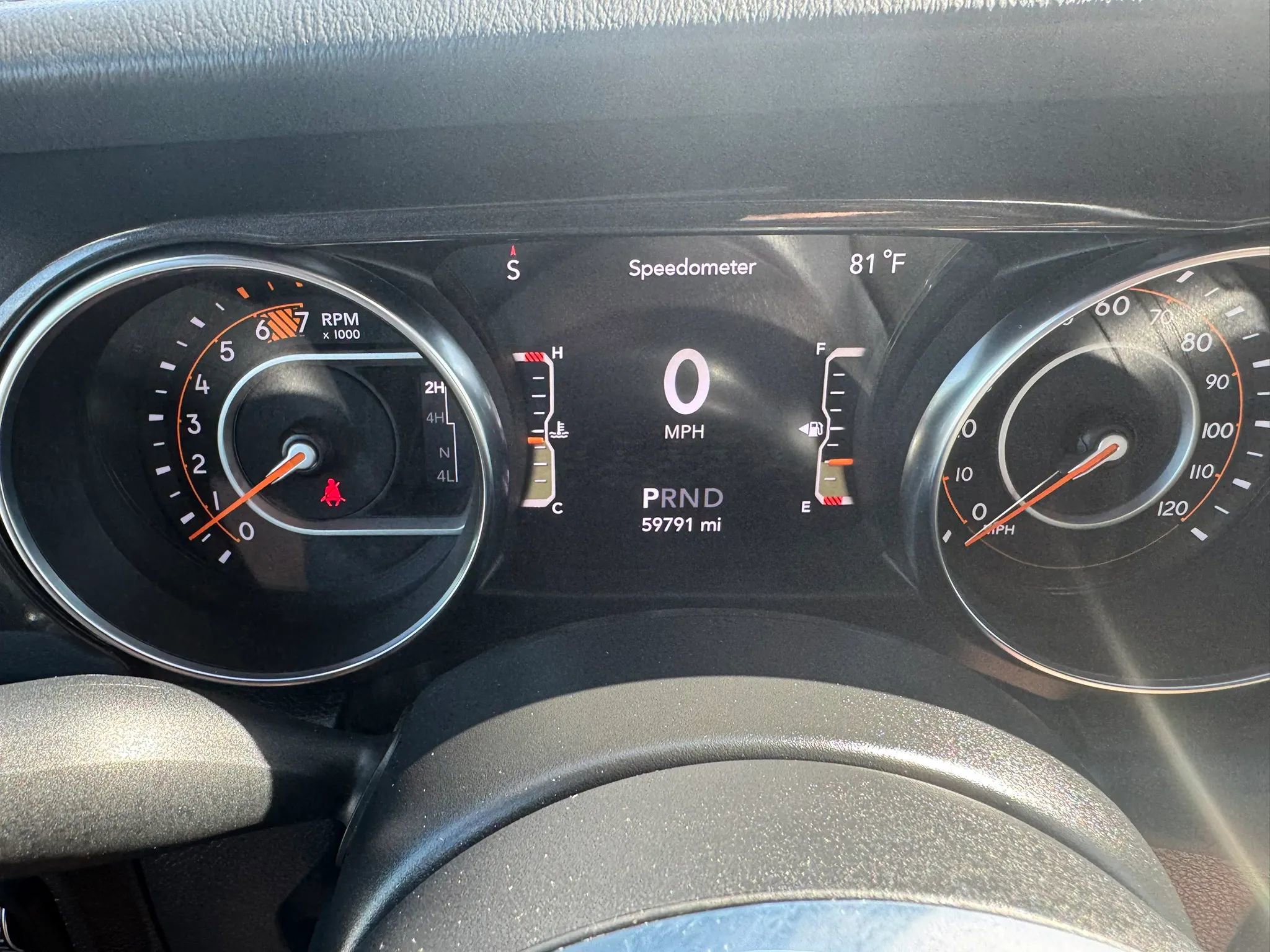 Used 2022 Jeep Wrangler Unlimited Sahara AWD/4WD image 17