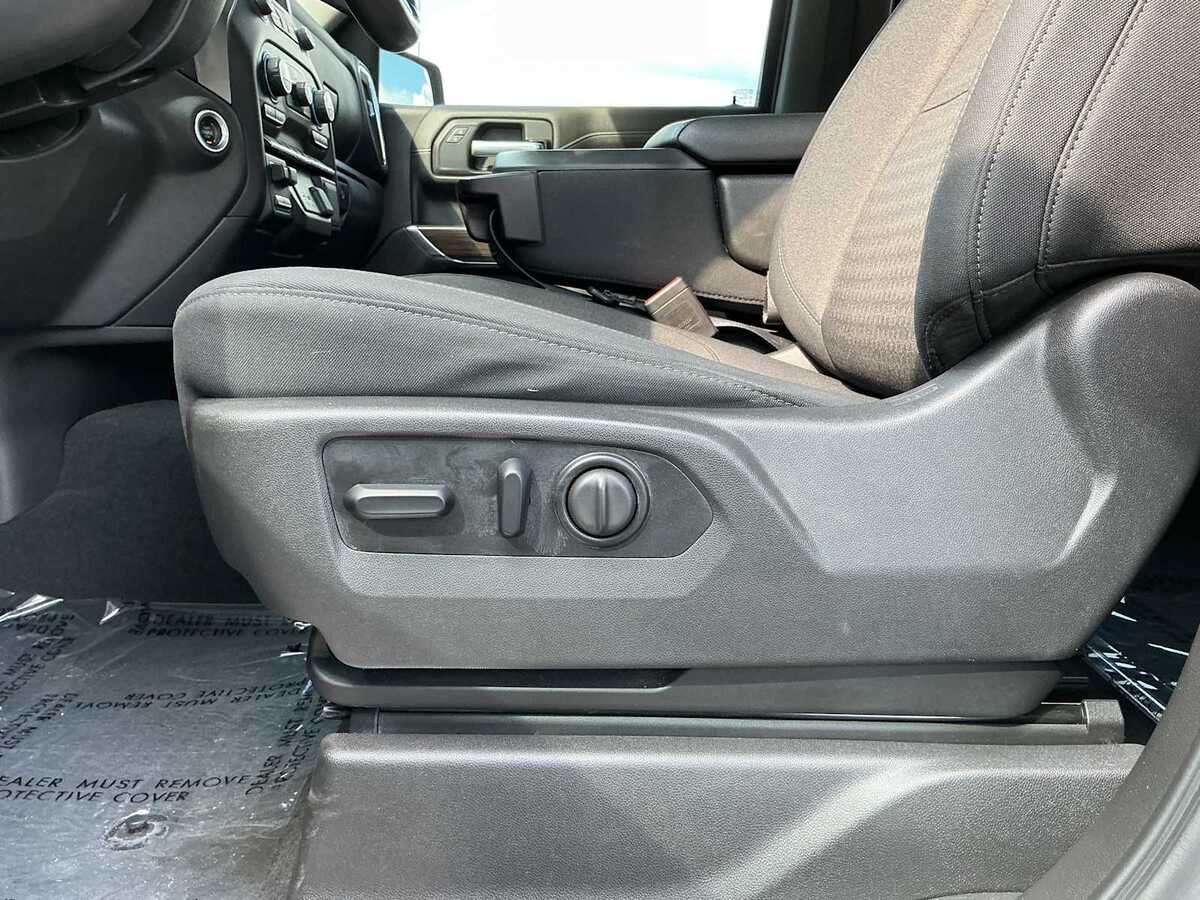 Used 2021 Chevrolet Silverado 1500 RST w/ Z71 Off-Road Package AWD/4WD image 14