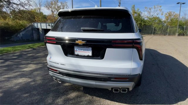 New 2026 Chevrolet Traverse LT w/ Driver Confidence Package image 9