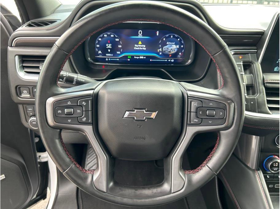 Used 2023 Chevrolet Suburban RST w/ Luxury Package image 15