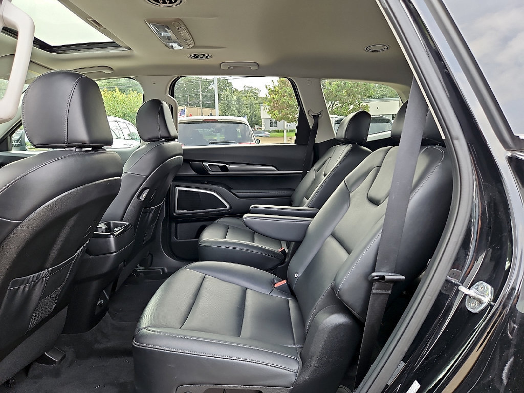 Used 2022 Kia Telluride S AWD/4WD image 12