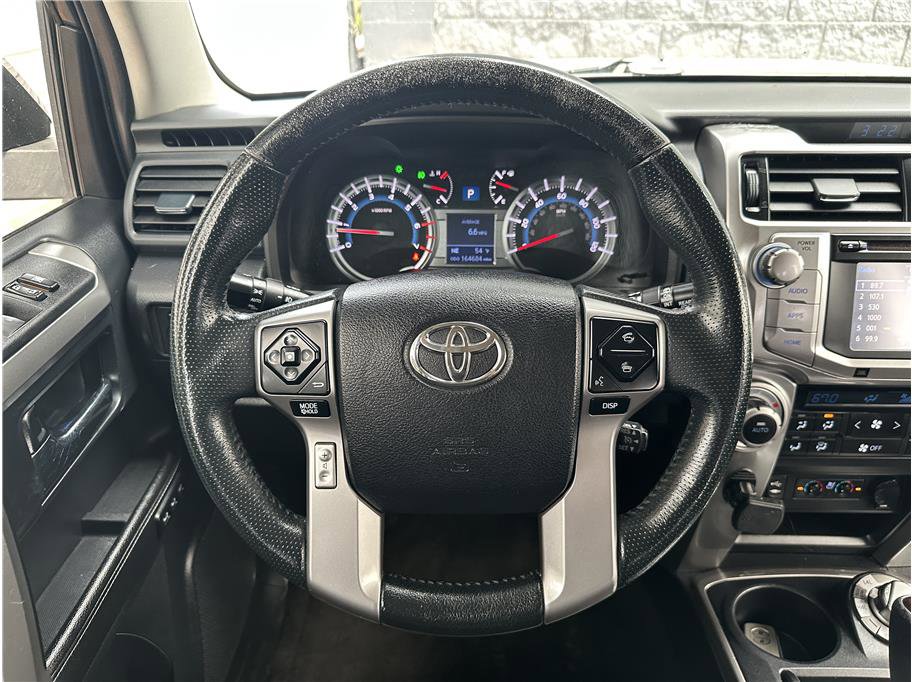 Used 2015 Toyota 4Runner Limited AWD/4WD image 21