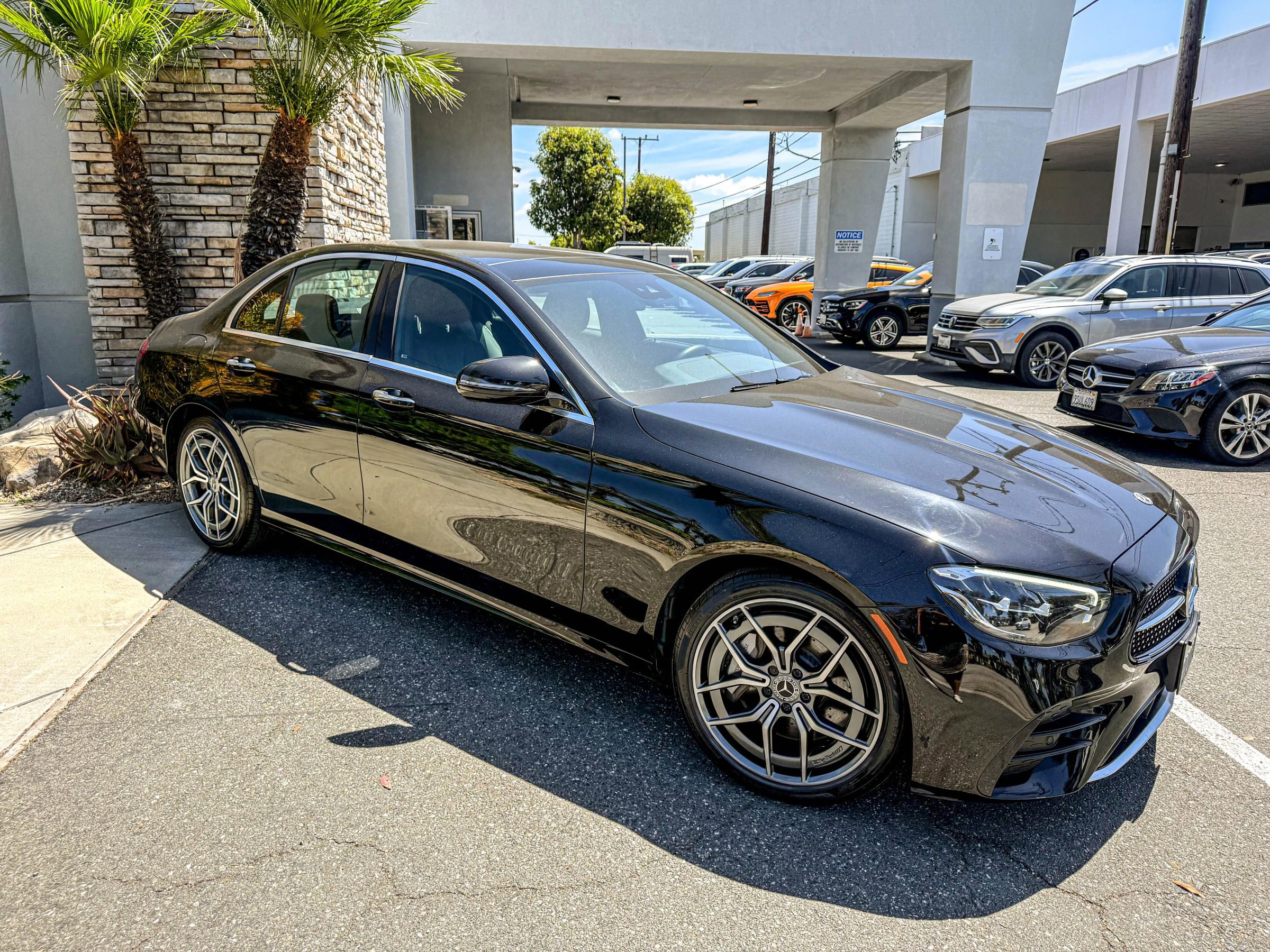 Used 2023 Mercedes-Benz E 450 4MATIC Sedan image 2