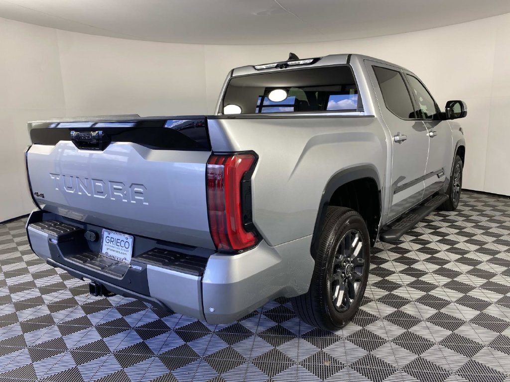 Used 2023 Toyota Tundra Platinum AWD/4WD image 9