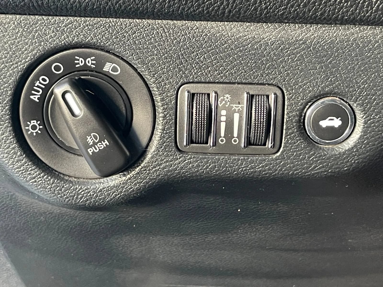 Used 2018 Dodge Challenger R/T w/ Blacktop Package RWD image 35